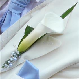 fwthumbButtonhole White Calla 3.jpg